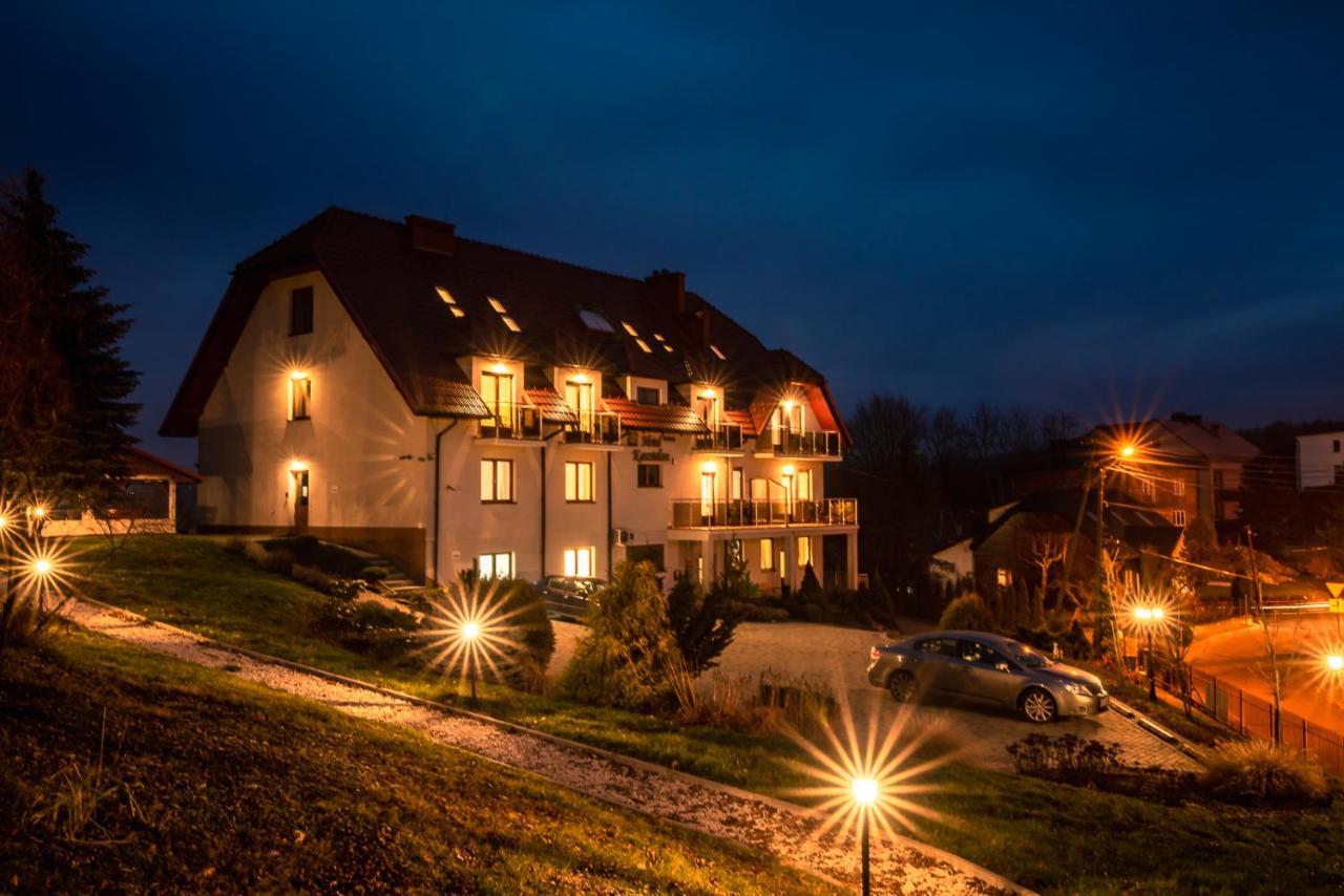 Hotel Kasztelan Dobczyce Bagian luar foto