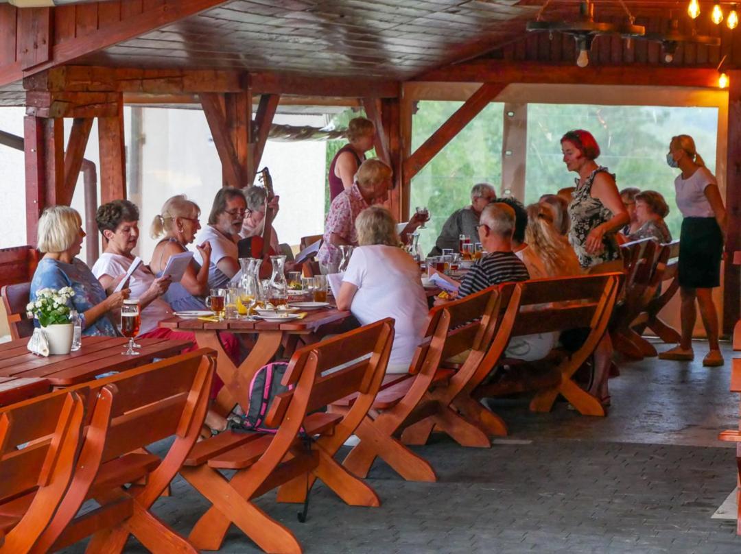 Hotel Kasztelan Dobczyce Bagian luar foto